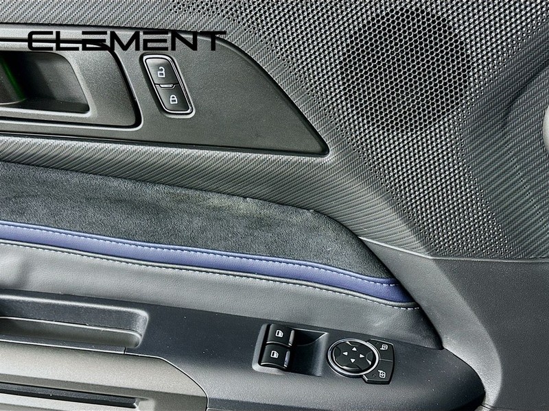 Ford Mustang Vehicle Image 29