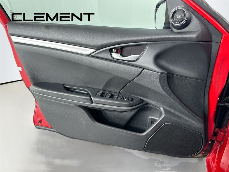 Honda Civic Sedan Vehicle Full-screen Gallery Image 26