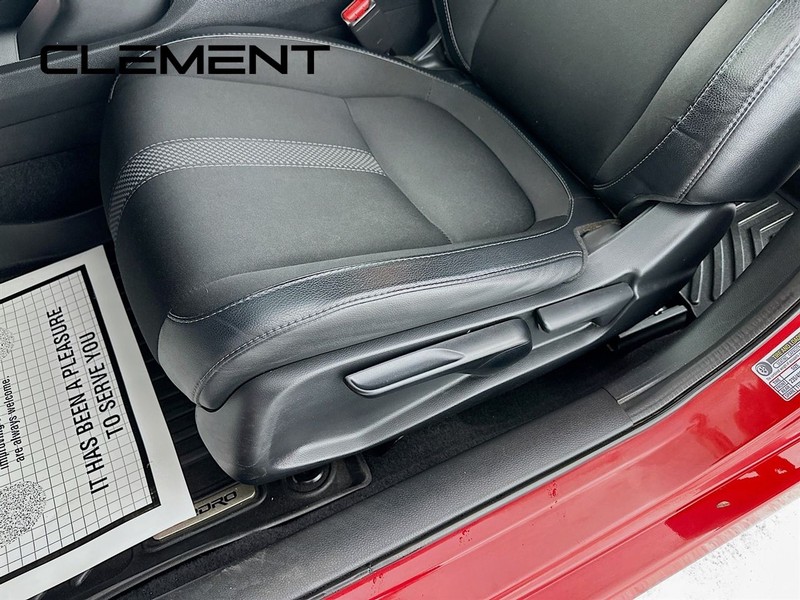 Honda Civic Sedan Vehicle Full-screen Gallery Image 27