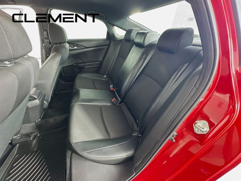 Honda Civic Sedan Vehicle Full-screen Gallery Image 30