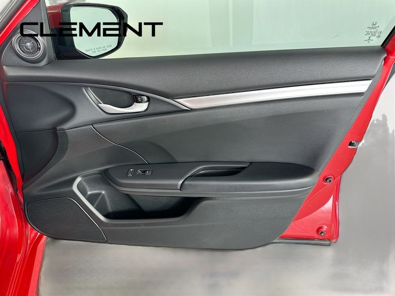 Honda Civic Sedan Vehicle Full-screen Gallery Image 33