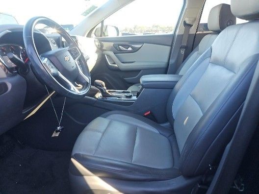 Chevrolet Blazer Vehicle Full-screen Gallery Image 3