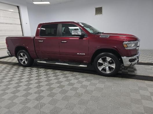 Ram 1500 Vehicle Full-screen Gallery Image 2