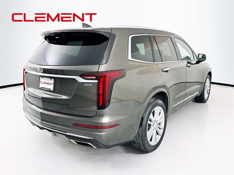 Cadillac XT6 Vehicle Full-screen Gallery Image 6