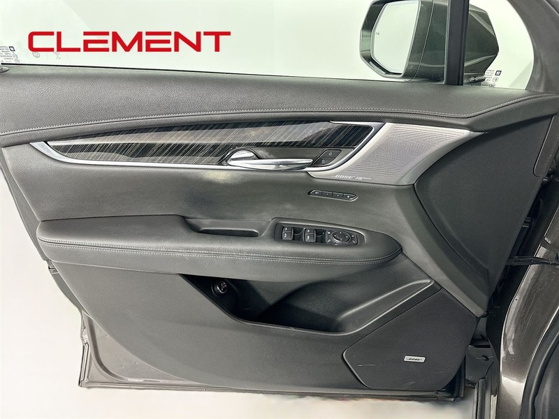 Cadillac XT6 Vehicle Full-screen Gallery Image 29