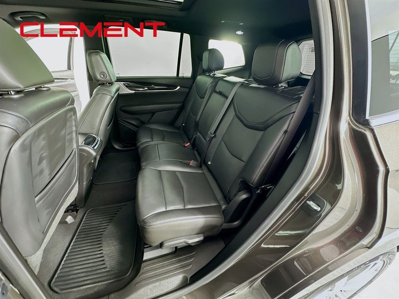 Cadillac XT6 Vehicle Full-screen Gallery Image 33