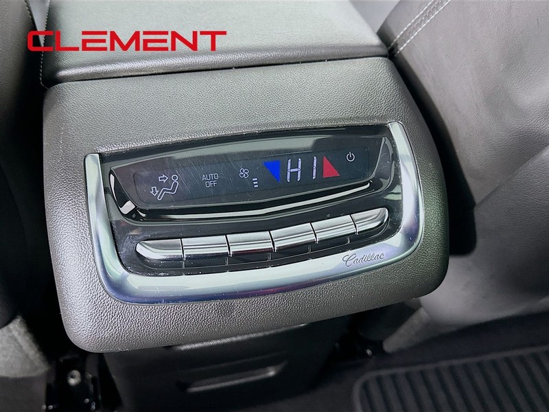 Cadillac XT6 Vehicle Full-screen Gallery Image 34