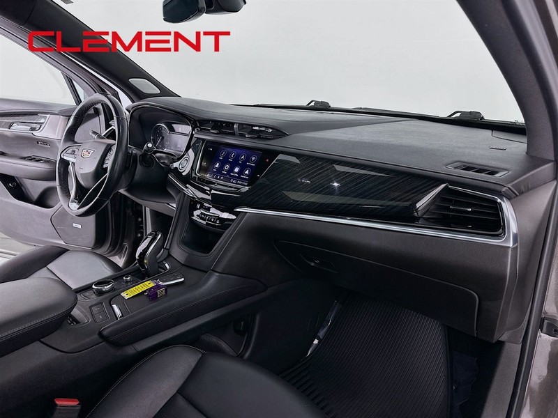 Cadillac XT6 Vehicle Full-screen Gallery Image 36