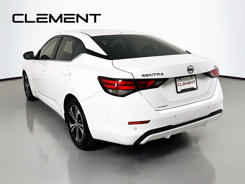 Nissan Sentra Vehicle Image 08