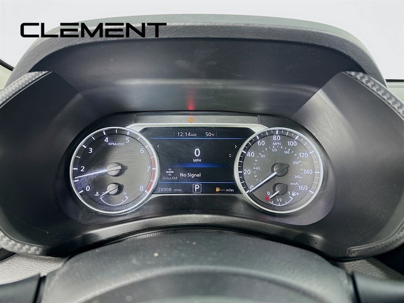 Nissan Sentra Vehicle Image 18