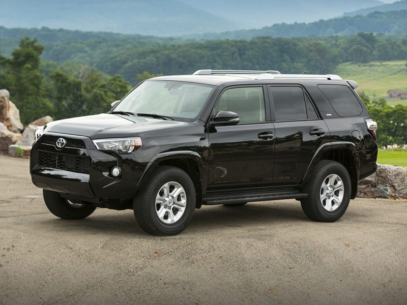 Toyota 4Runner Vehicle Full-screen Gallery Image 2