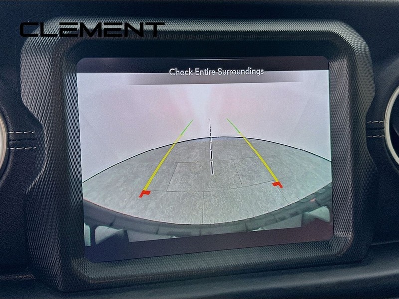 Jeep Wrangler 4xe Vehicle Full-screen Gallery Image 20