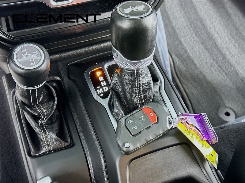 Jeep Wrangler 4xe Vehicle Full-screen Gallery Image 24