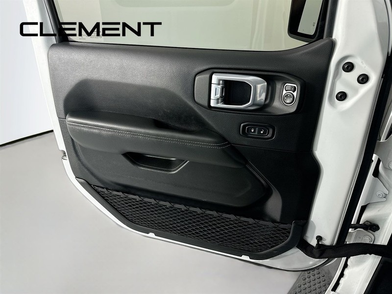 Jeep Wrangler 4xe Vehicle Full-screen Gallery Image 27