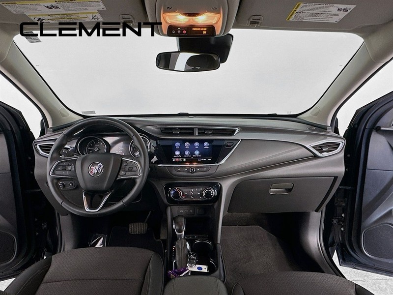 Buick Encore GX Vehicle Full-screen Gallery Image 11