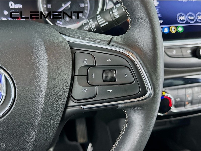 Buick Encore GX Vehicle Full-screen Gallery Image 16