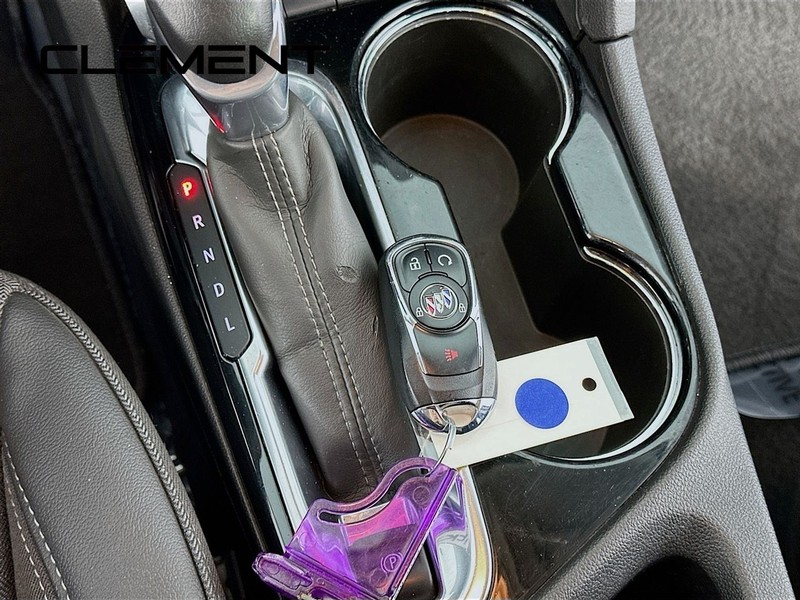 Buick Encore GX Vehicle Full-screen Gallery Image 24