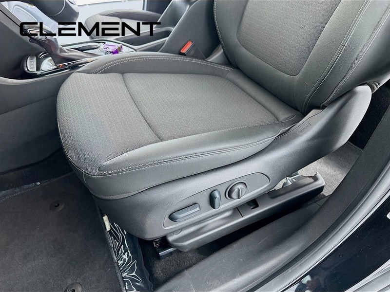 Buick Encore GX Vehicle Full-screen Gallery Image 28