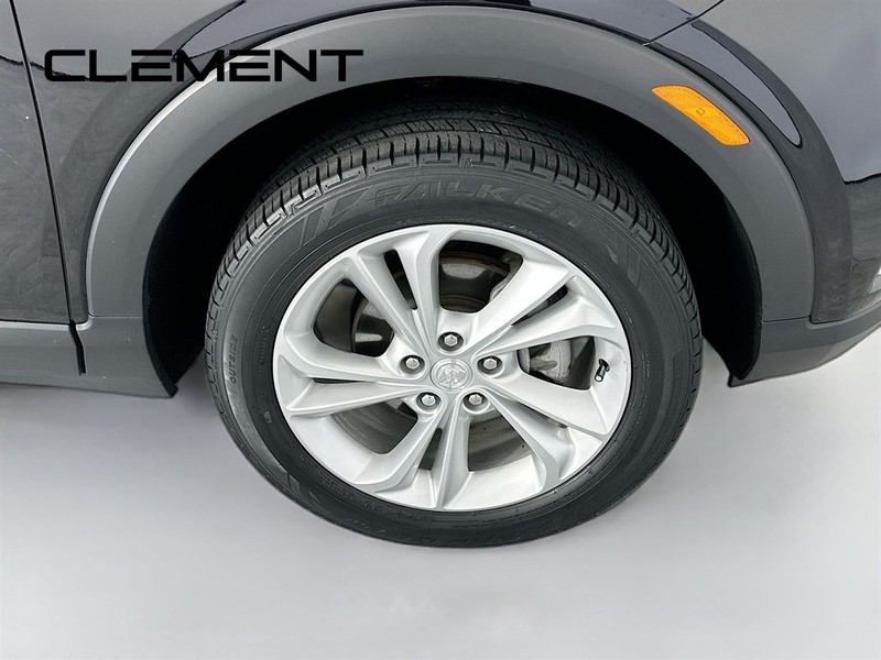 Buick Encore GX Vehicle Full-screen Gallery Image 35