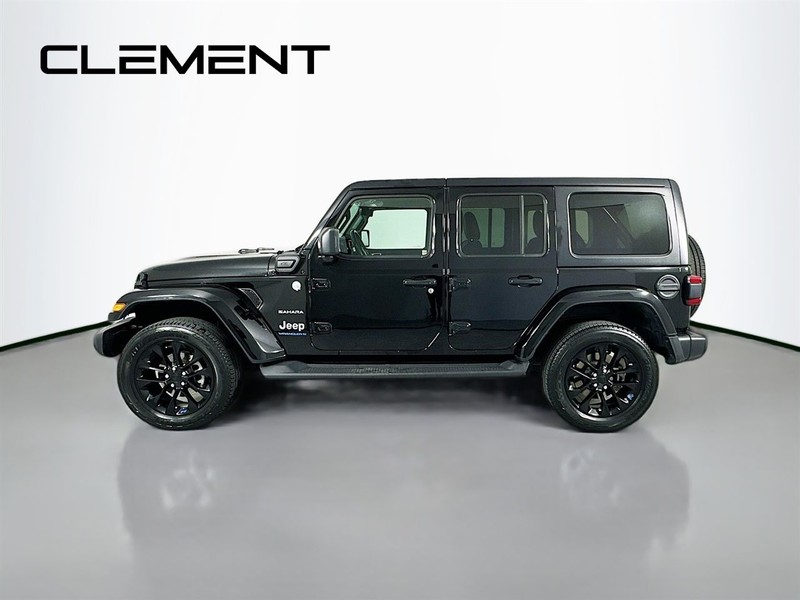 Jeep Wrangler 4xe Vehicle Full-screen Gallery Image 6