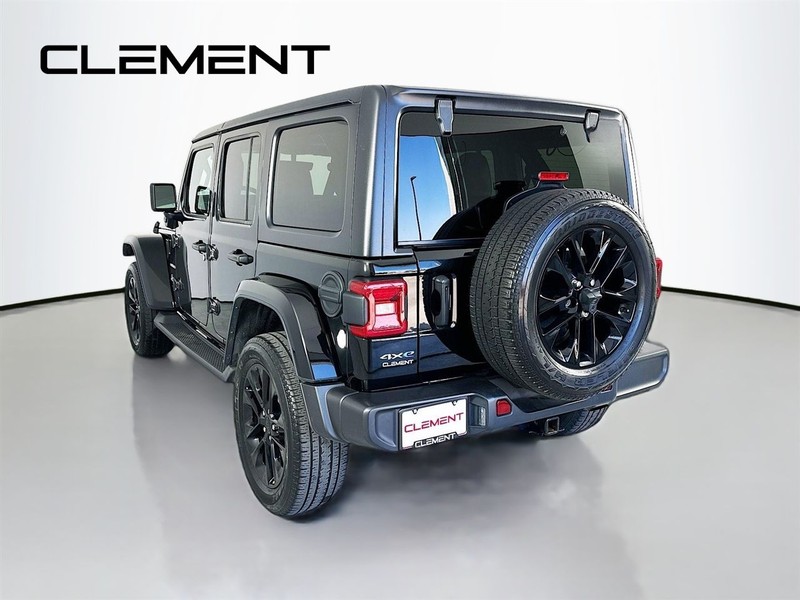 Jeep Wrangler 4xe Vehicle Full-screen Gallery Image 10