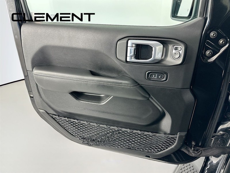 Jeep Wrangler 4xe Vehicle Full-screen Gallery Image 27