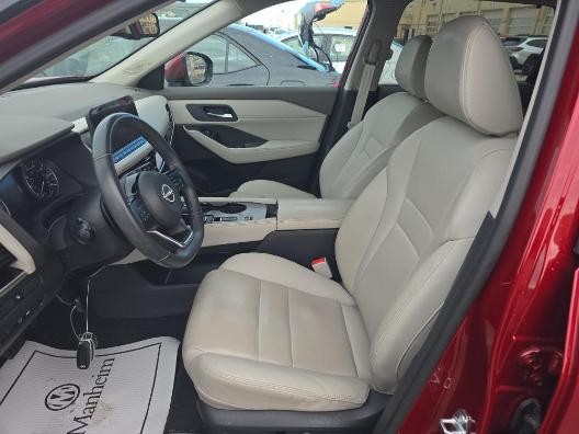 Nissan Rogue Vehicle Image 03