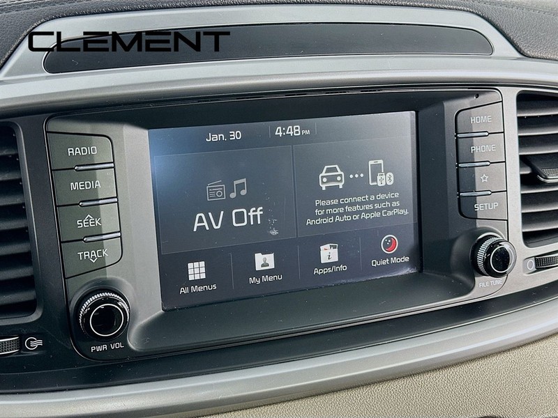 Kia Sorento Vehicle Full-screen Gallery Image 19