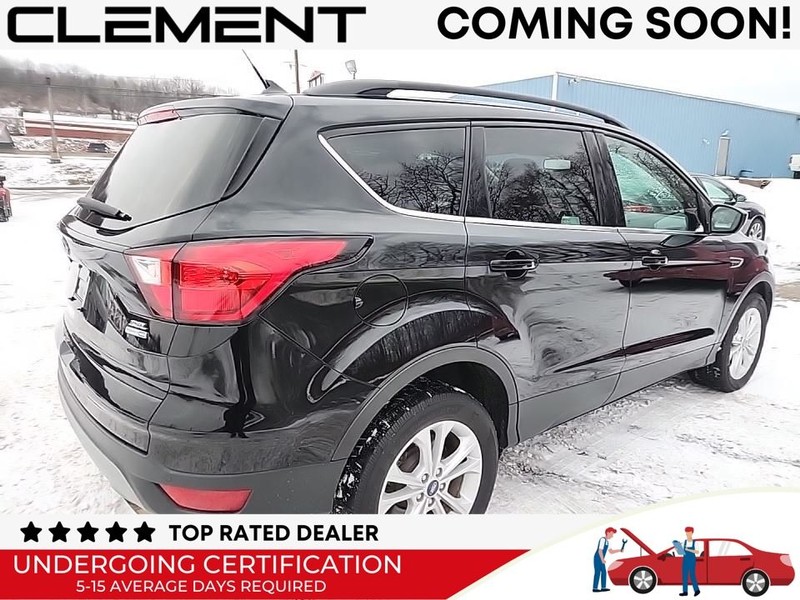 Ford Escape Vehicle Image 02