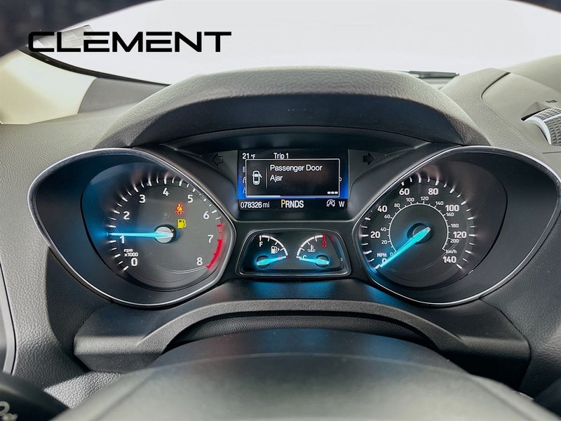 Ford Escape Vehicle Full-screen Gallery Image 18