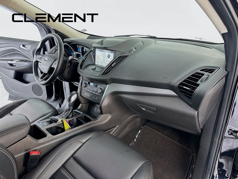 Ford Escape Vehicle Full-screen Gallery Image 33