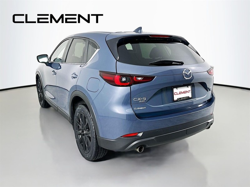Mazda CX-5 Vehicle Full-screen Gallery Image 10