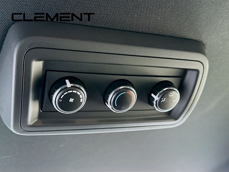 Dodge Grand Caravan Vehicle Full-screen Gallery Image 30