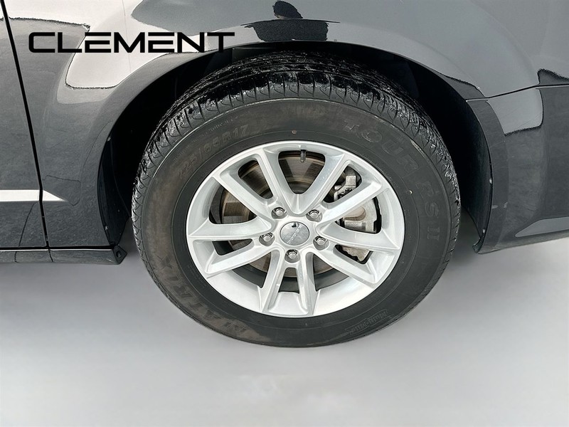 Dodge Grand Caravan Vehicle Full-screen Gallery Image 34