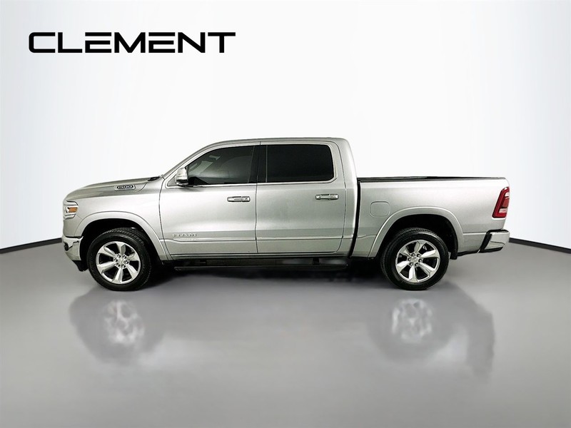 Ram 1500 Vehicle Full-screen Gallery Image 6