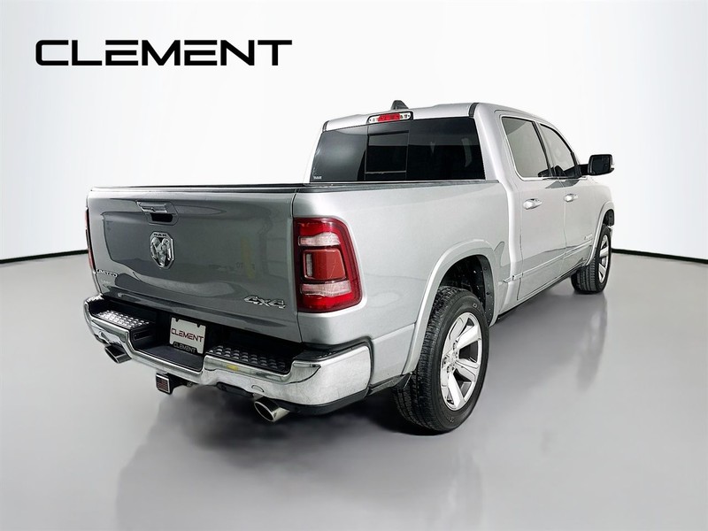 Ram 1500 Vehicle Full-screen Gallery Image 7