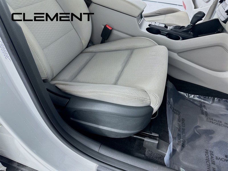 Hyundai Tucson Vehicle Full-screen Gallery Image 30