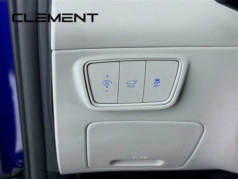 Hyundai Tucson Vehicle Full-screen Gallery Image 14