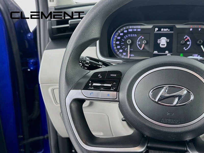 Hyundai Tucson Vehicle Full-screen Gallery Image 16