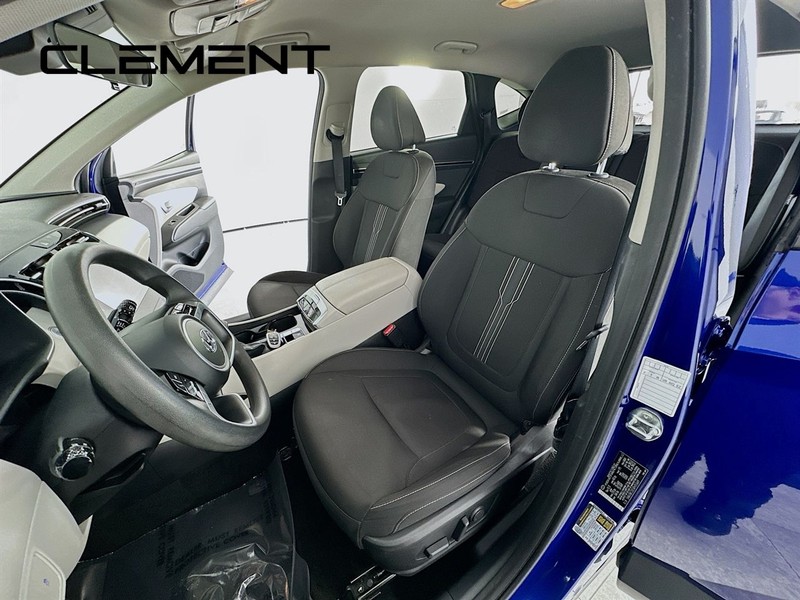 Hyundai Tucson Vehicle Full-screen Gallery Image 29