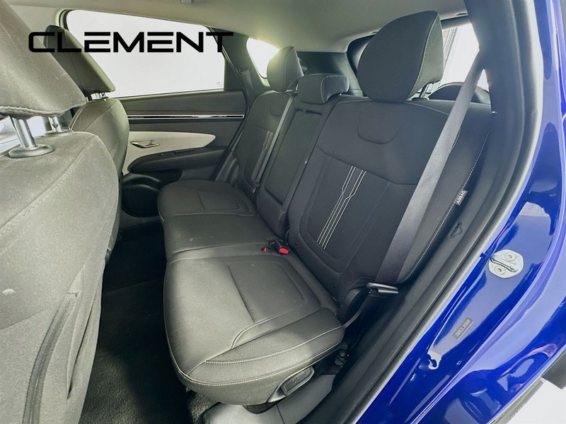 Hyundai Tucson Vehicle Full-screen Gallery Image 31