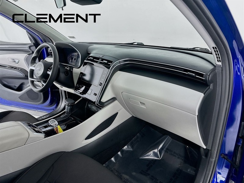 Hyundai Tucson Vehicle Full-screen Gallery Image 33