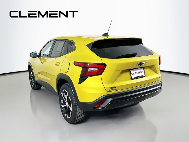 Chevrolet Trax Vehicle Full-screen Gallery Image 10