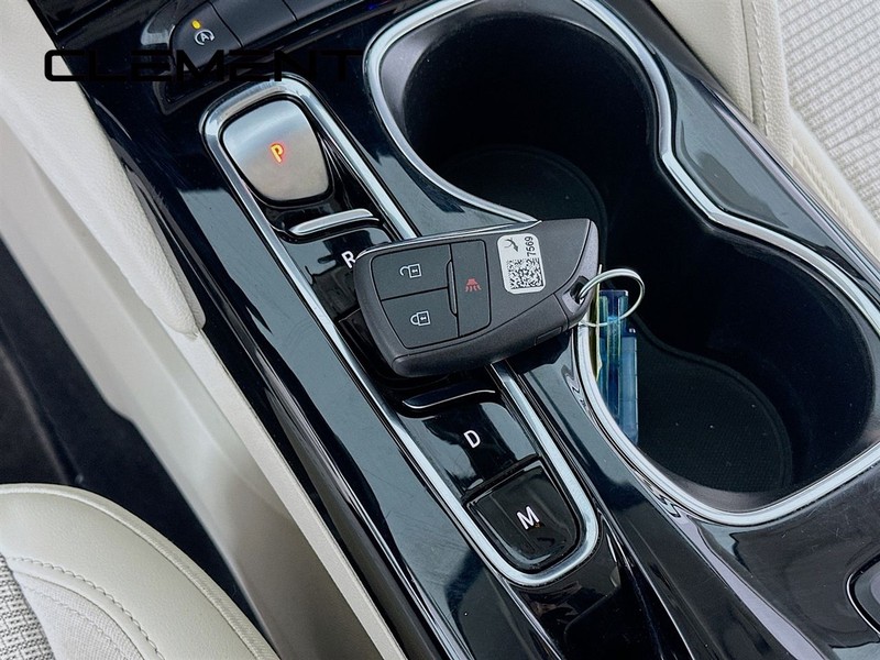 Buick Envision Vehicle Full-screen Gallery Image 23