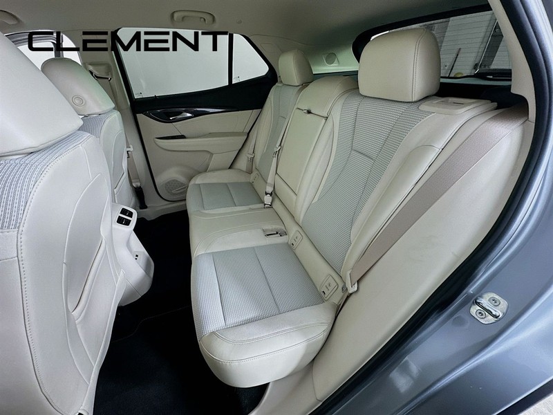 Buick Envision Vehicle Full-screen Gallery Image 30