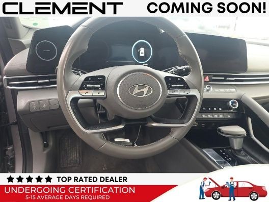 Hyundai Elantra Vehicle Image 03