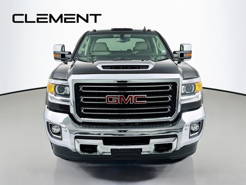 GMC Sierra 3500HD Vehicle Image 03