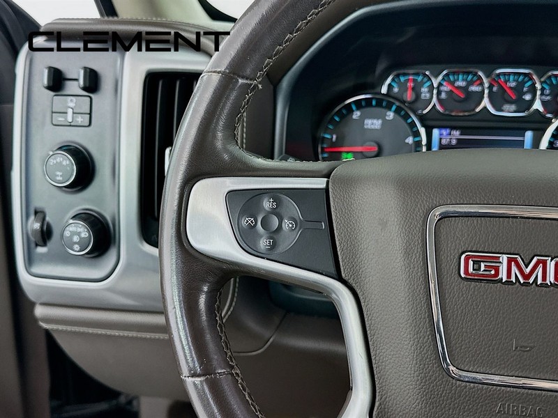GMC Sierra 3500HD Vehicle Image 16