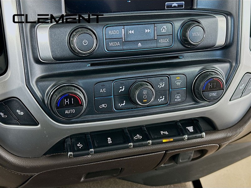 GMC Sierra 3500HD Vehicle Image 22