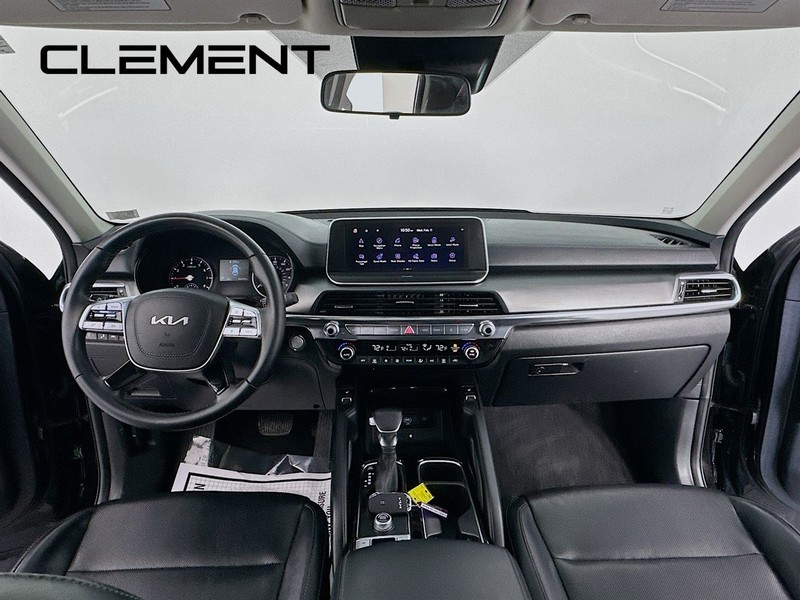 Kia Telluride Vehicle Full-screen Gallery Image 12